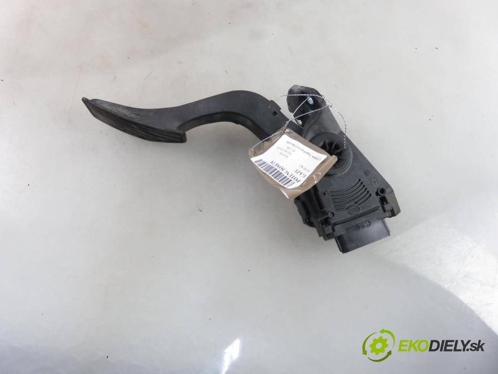 SUZUKI GRAND VITARA II (JT, TE, TD) SUV 2007 95,00 1.9 DDiS 129 4x4 - F9Q 264 1870,00 Potenciometer plynu 6PV00907400 ; I590065J02 (Pedále)