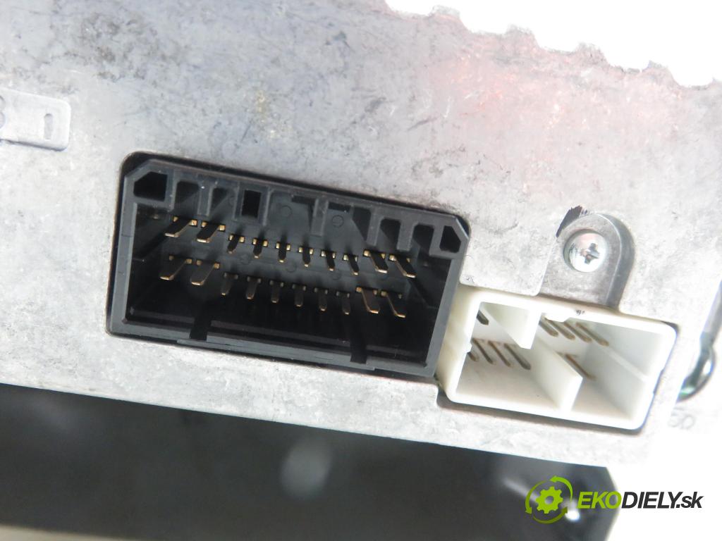 SUZUKI SWIFT III (MZ, EZ) HB 2006 51,00 1.3 DDiS (RS 413D) 69 - Z13DT 1248,00 RADIO CD 3910162J2