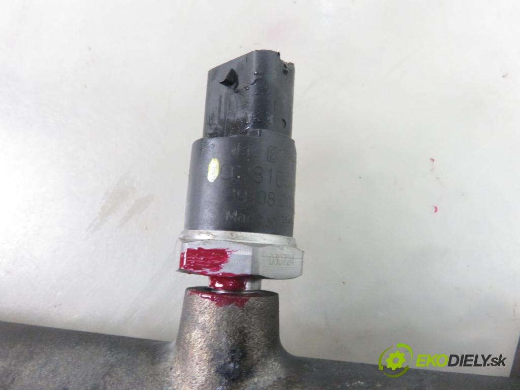 CHRYSLER VOYAGER IV (RG, RS) MINIVAN 2004 105,00 2.5 CRD 143 - ENJ 2499,00 Lišta vstrekovacia 0281002398 ; 0445214041 (Vstrekovacie lišty)