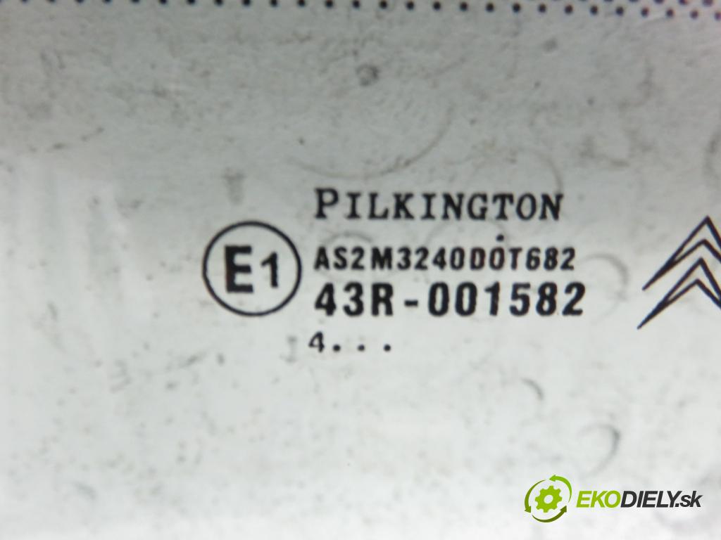 CITROEN C4 I (LC_) HB 2005 66,00 1.6 HDi - 9HX (DV6ATED4) 1560,00 okno ZADNÍ: kapota