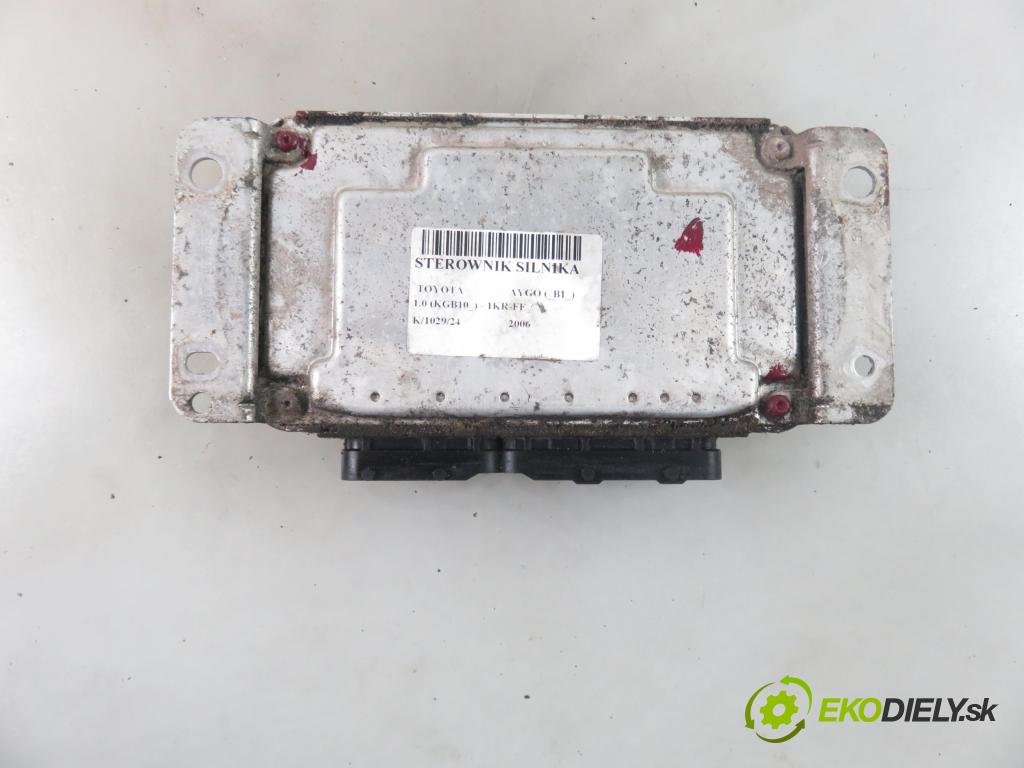 TOYOTA AYGO (_B1_) HB 2006 50,00 1.0 68 - 1KR-FE 998,00 Riadiaca jednotka Motor 896610H012 ; 0261208704