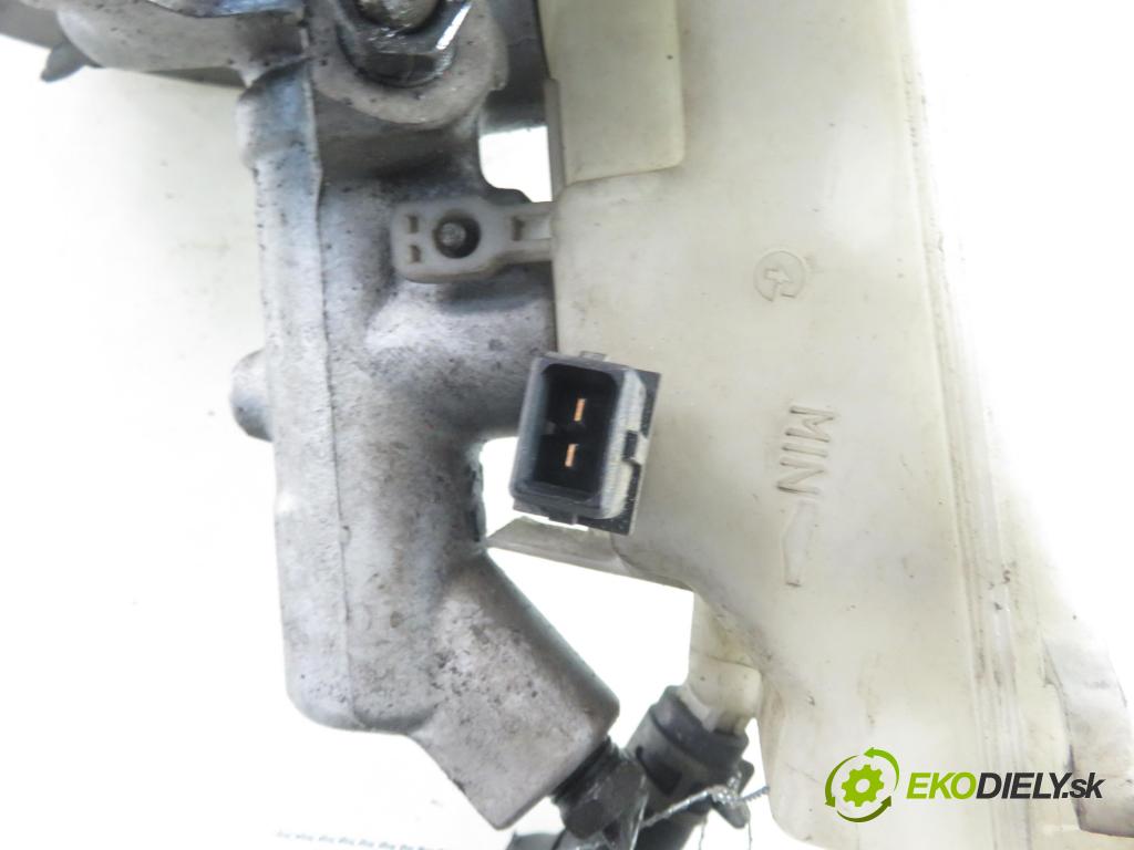 TOYOTA COROLLA Verso (ZER_, ZZE12_, R1_) MINIVAN 2006 100,00 2.2 D-4D (AUR10_) - 2AD-FTV 2231,00 Posilovač 0204024806 ; 472000F030 (Servočerpadlá, pumpy riadenia)