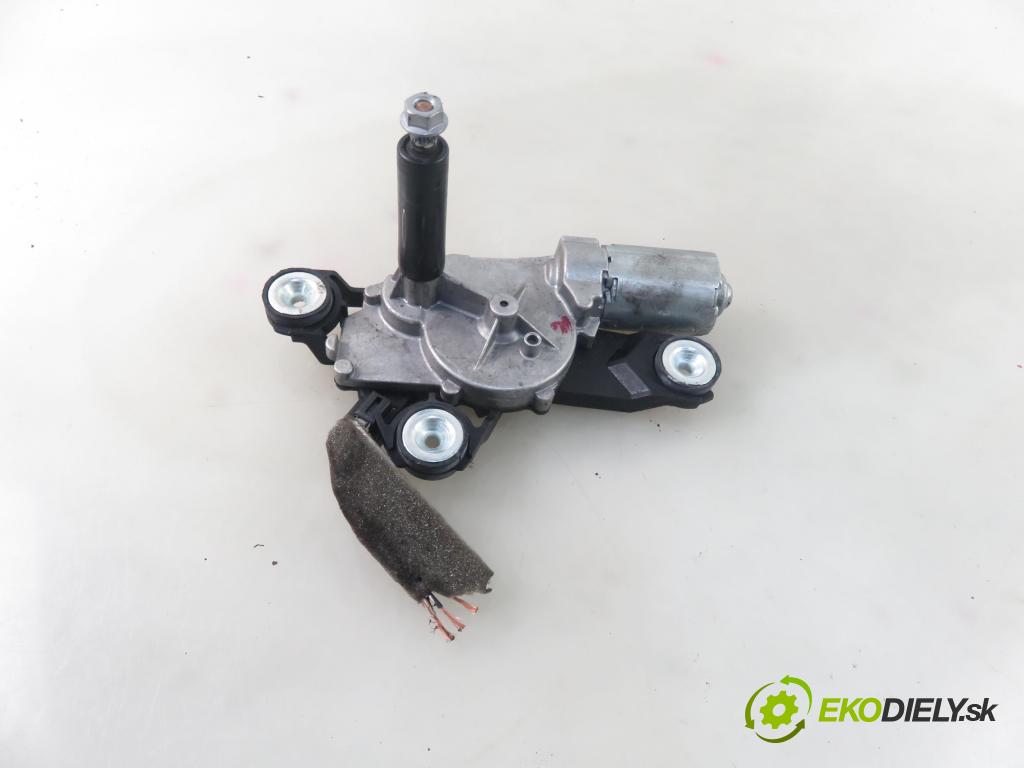 VOLVO V50 (MW) KOMBI 2004 100,00 2.0 D 136 - D 4204 T (PSA) 1997,00 Motorček stierače zadné 3M51R17K441AB ; 0390201582