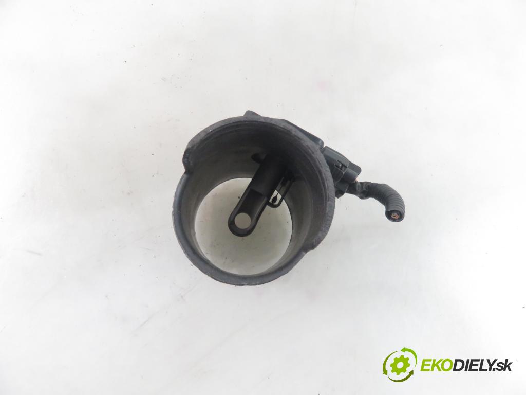 TOYOTA COROLLA Verso (ZER_, ZZE12_, R1_) MINIVAN 2006 100,00 2.2 D-4D (AUR10_) - 2AD-FTV 2231,00 váha vzduchu vzduchu 222040N010 ; MB1974003070