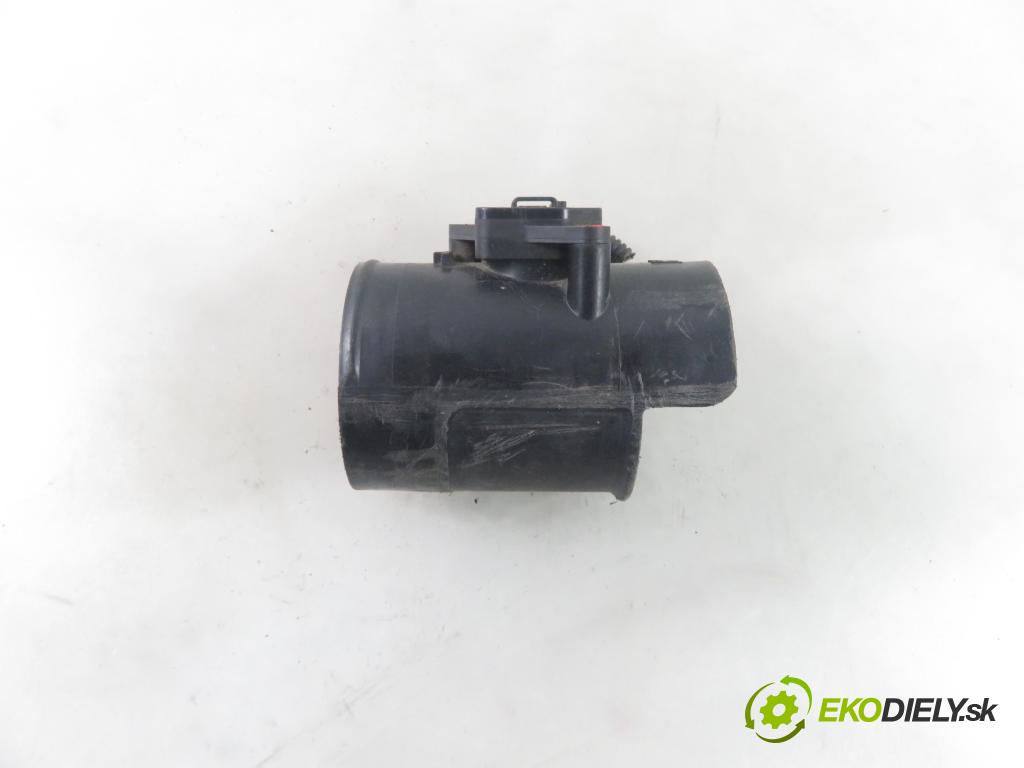 TOYOTA COROLLA Verso (ZER_, ZZE12_, R1_) MINIVAN 2006 100,00 2.2 D-4D (AUR10_) - 2AD-FTV 2231,00 váha vzduchu vzduchu 222040N010 ; MB1974003070