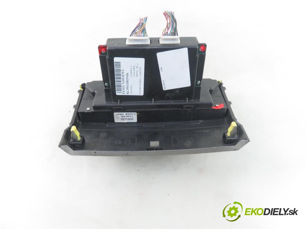 TOYOTA COROLLA Verso (ZER_, ZZE12_, R1_) MINIVAN 2006 100,00 2.2 D-4D (AUR10_) - 2AD-FTV 2231,00 Panel kúrenia KLIMATRONIK 559020F010C ; 6D072F5J