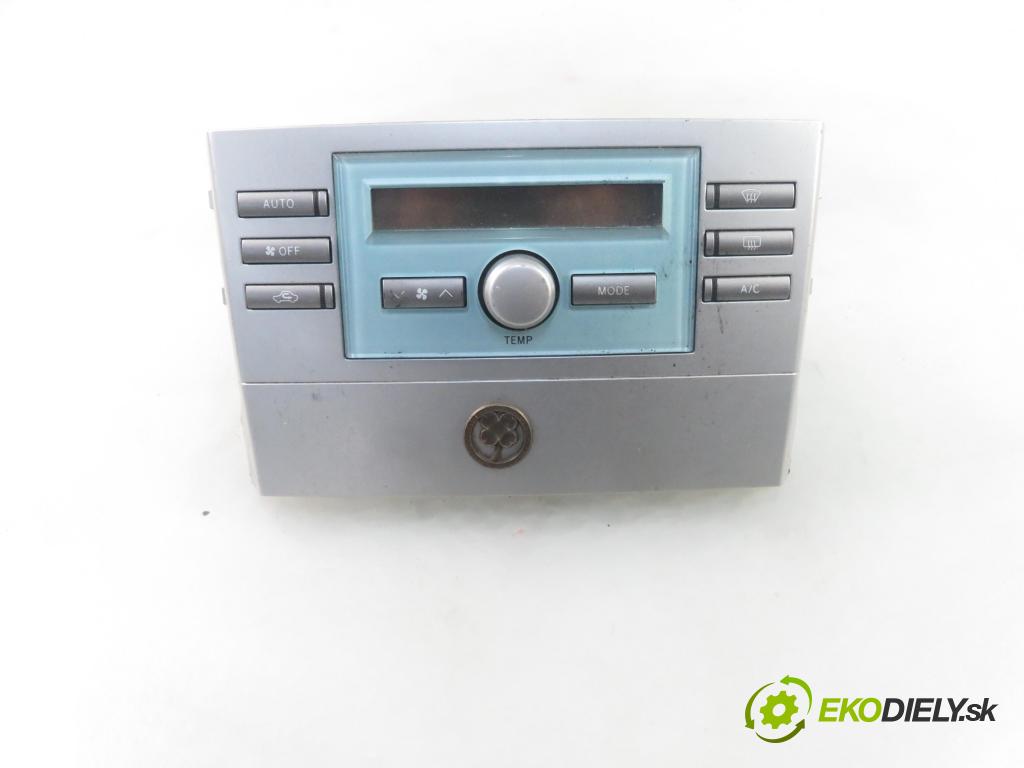 TOYOTA COROLLA Verso (ZER_, ZZE12_, R1_) MINIVAN 2006 100,00 2.2 D-4D (AUR10_) - 2AD-FTV 2231,00 Panel kúrenia KLIMATRONIK 559020F010C ; 6D072F5J