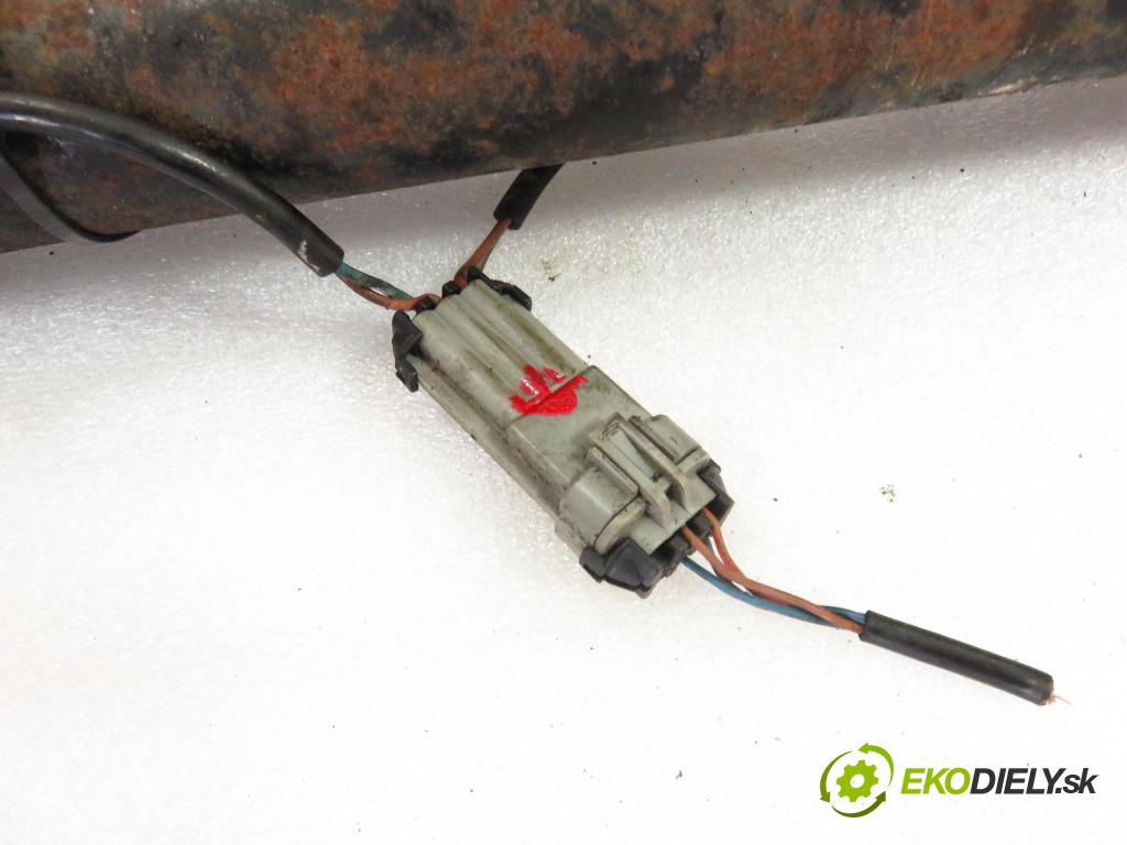 OPEL ASTRA G Kombi (T98) KOMBI 2004 74,00 2.0 DTI 16V 101 - X 20 DTH 1995,00 výztuha zadní část ABS