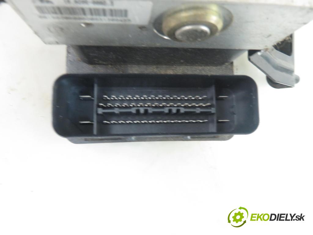 BMW 3 Touring (E46) KOMBI 2001 135,00 330 d - M57 D30 184 (306D1) 2926,00 Pumpa ABS 10096008073 ; 6756292 (Pumpy ABS)