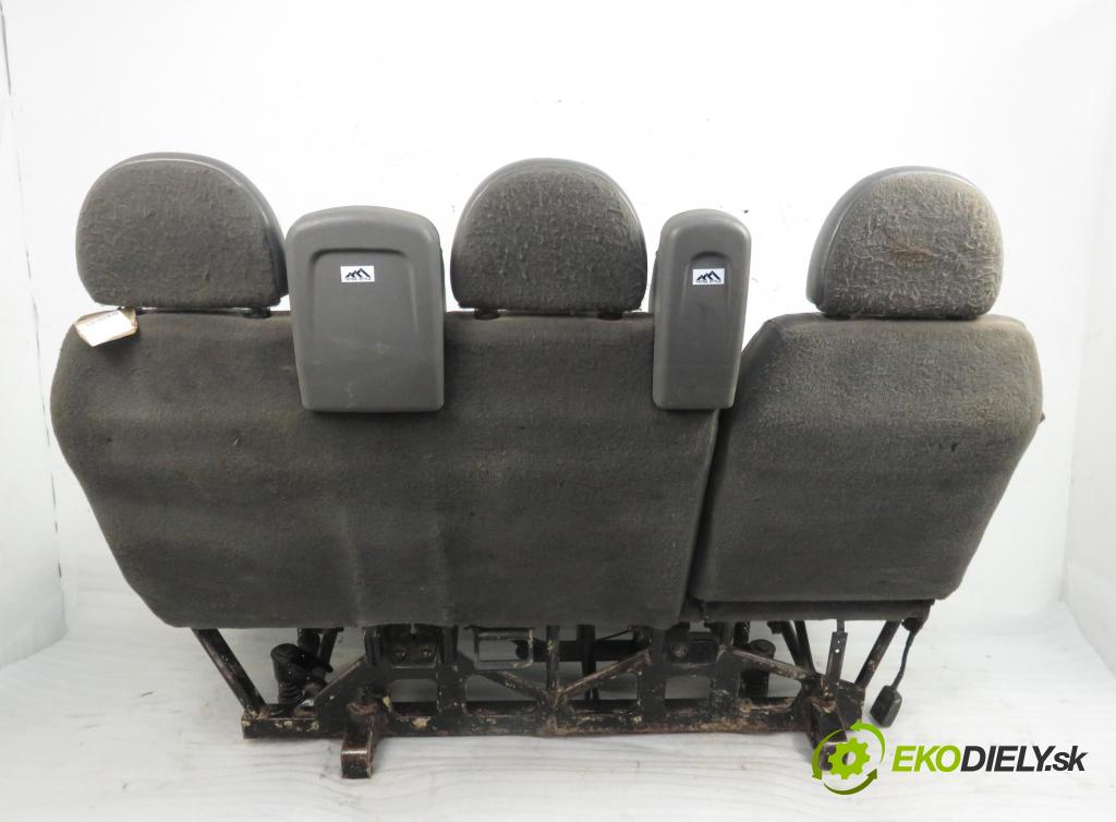 FORD TRANSIT TOURNEO Autobus (FC_ _) BUS 2002 74,00 2.0 DI 100 - ABFA 1998,00 Sedadlá, sedačky Sedadlo