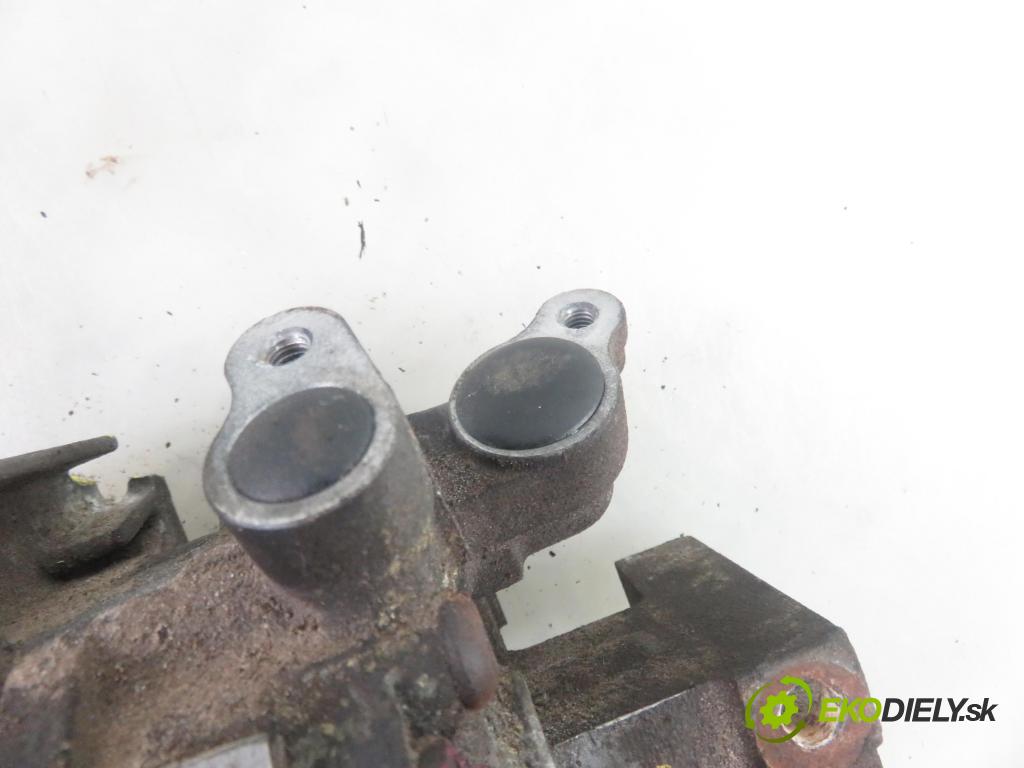 TOYOTA AYGO (_B1_) HB 2006 50,00 1.0 68 - 1KR-FE 998,00 KOMPRESOR: klimatizácie 883100H010 (Kompresory klimatizácie)