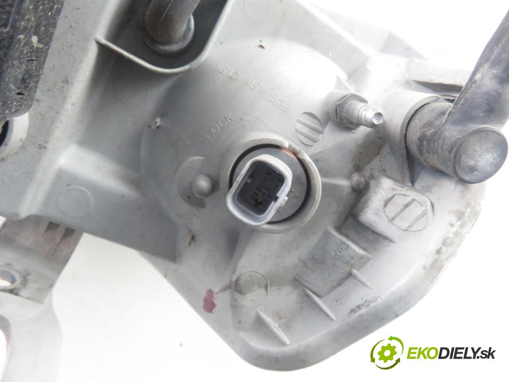DAEWOO KALOS (KLAS) HB 2004 53,00 1.2 72 - B12S1 1150,00 Svetlo LP