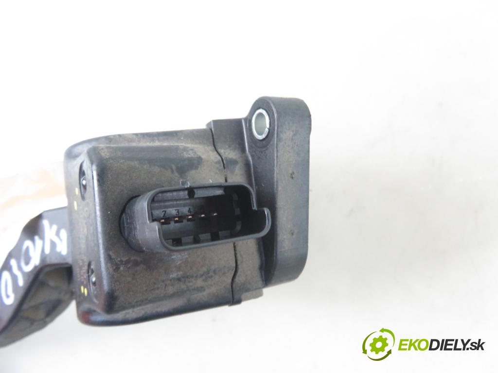 PEUGEOT 206 liftback (2A/C) HB 2007 50,00 1.4 HDi 8V 70 - 8HZ 1398,00 Potenciometer plynu 9659449880 ; 0280755074 (Pedále)