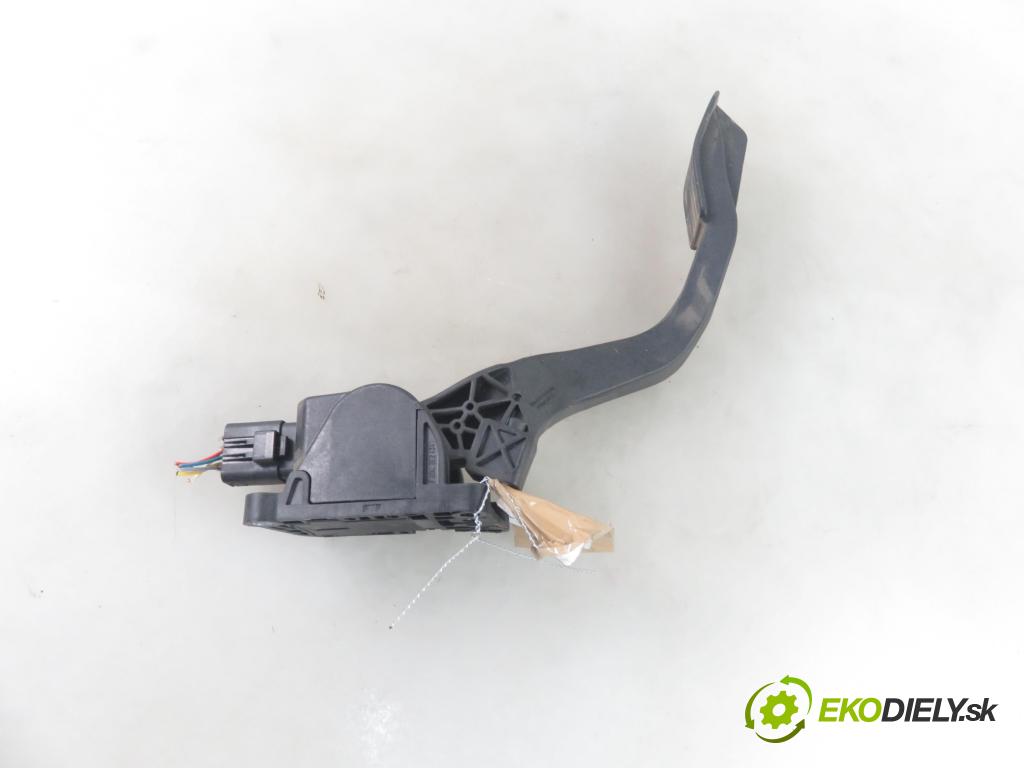 PEUGEOT 206 liftback (2A/C) HB 2007 50,00 1.4 HDi 8V 70 - 8HZ 1398,00 Potenciometer plynu 9659449880 ; 0280755074 (Pedále)