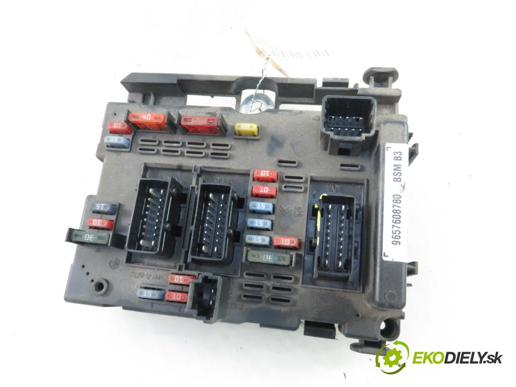 PEUGEOT 206 liftback (2A/C) HB 2007 50,00 1.4 HDi 8V 70 - 8HZ 1398,00 MODUL BSM 9657608780