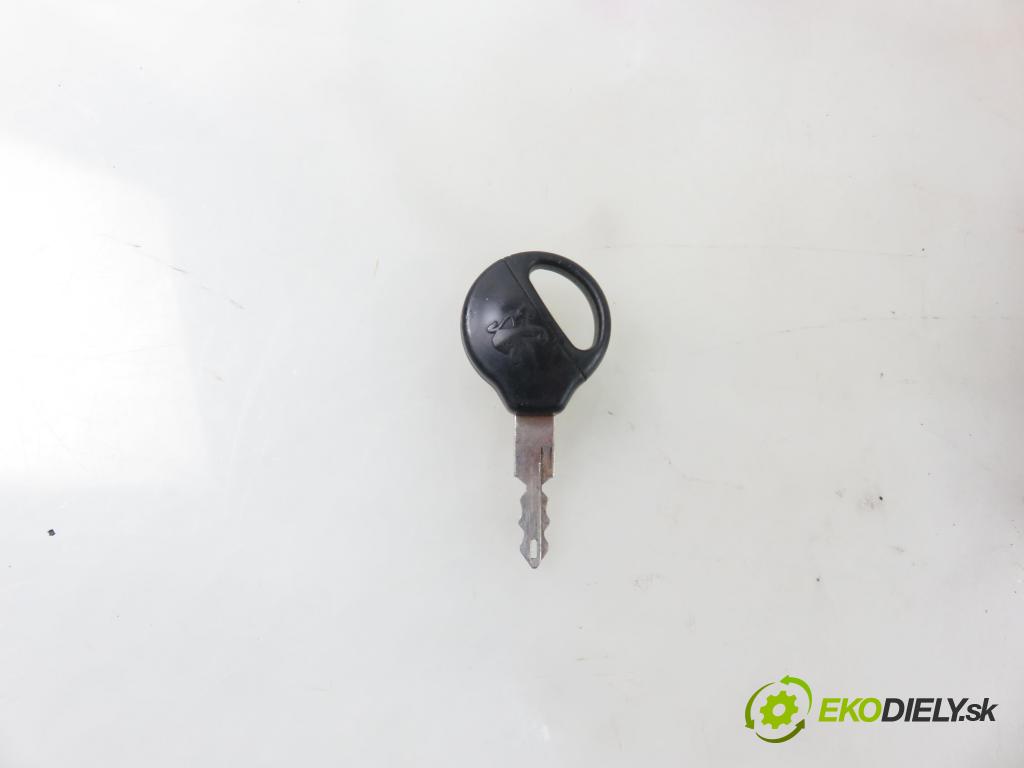 PEUGEOT 206 CC (2D) CABRIO 2002 100,00 2.0 S16 - RFN (EW10J4) 1997,00 spinačka  (Spínacie skrinky a kľúče)