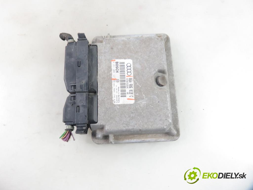 AUDI A3 (8L1) HB 1997 92,00 1.8 - AGN 1781,00 Riadiaca jednotka Motor 06A906018C ; 0261204127