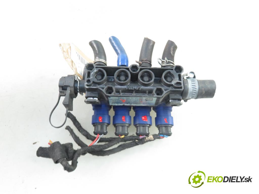 OPEL ASTRA G coupe (F07_) COUPE 2000 85,00 1.8 16V - X 18 XE1 1796,00 Lišta vstrekovacia LPG 110R000140 ; 67R010199