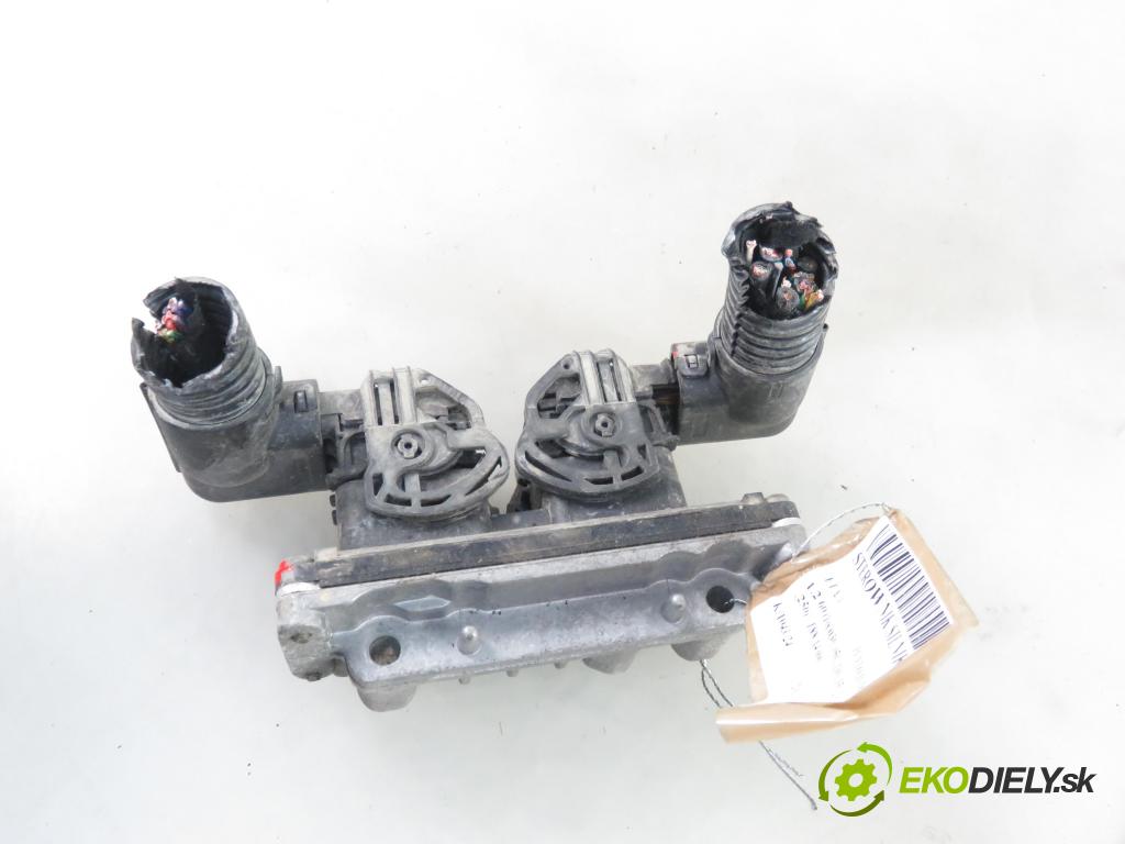 FIAT PUNTO (188_) HB 2004 44,00 1.2 60 - 188 A4.000 1242,00 Riadiaca jednotka Motor 51798639 ; IAW5AFP3