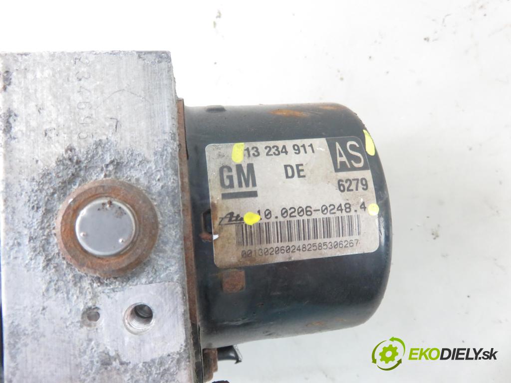 OPEL ZAFIRA B (A05) MINIVAN 2005 77,00 1.6 105 - Z 16 XEP 1598,00 Pumpa ABS 13234911AS ; 10020602484 ; 10096005593 (Pumpy ABS)