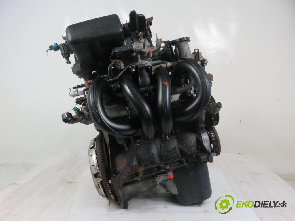 TOYOTA YARIS (_P1_) HB 2000 50,00 1.0 VVT- i 68 - 1SZ-FE 998,00 Motor benz. 1SZFE