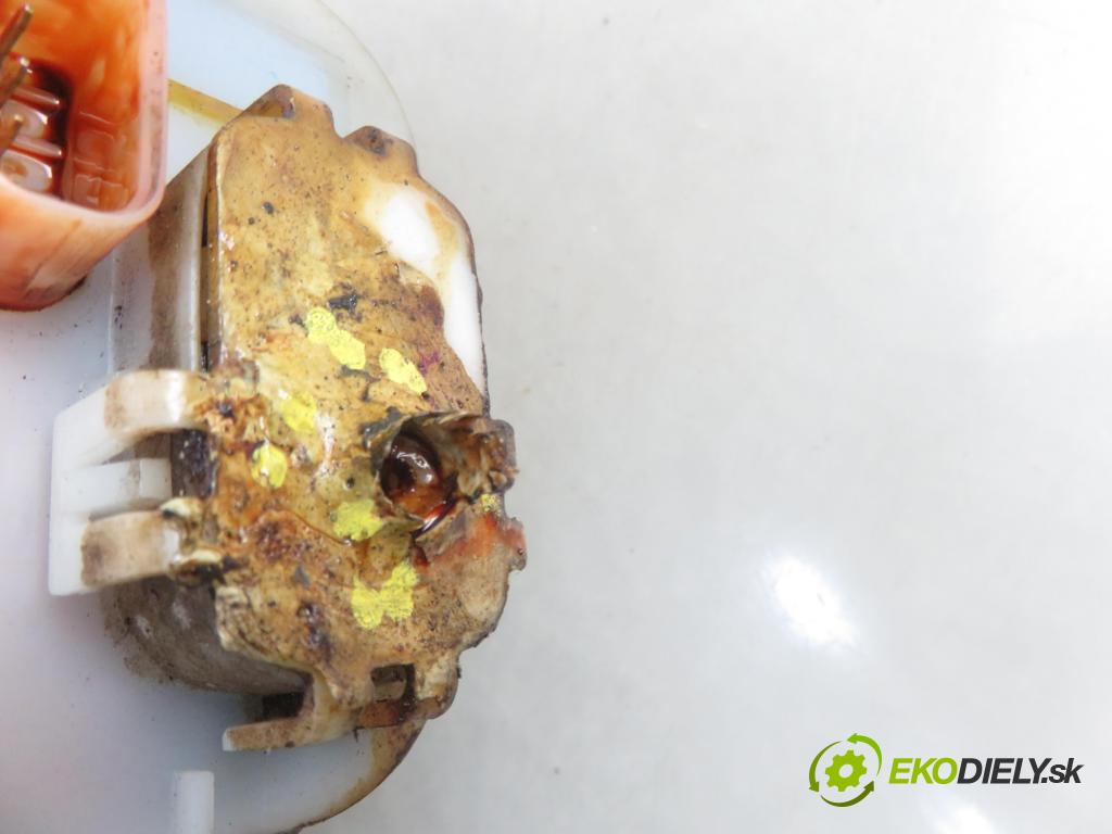 MAZDA 3 (BK) HB 2006 80,00 1.6 DI Turbo 109 - Y601 (PSA) 1560,00 Nádržka KAPALINA: FAP 3N619C103AC