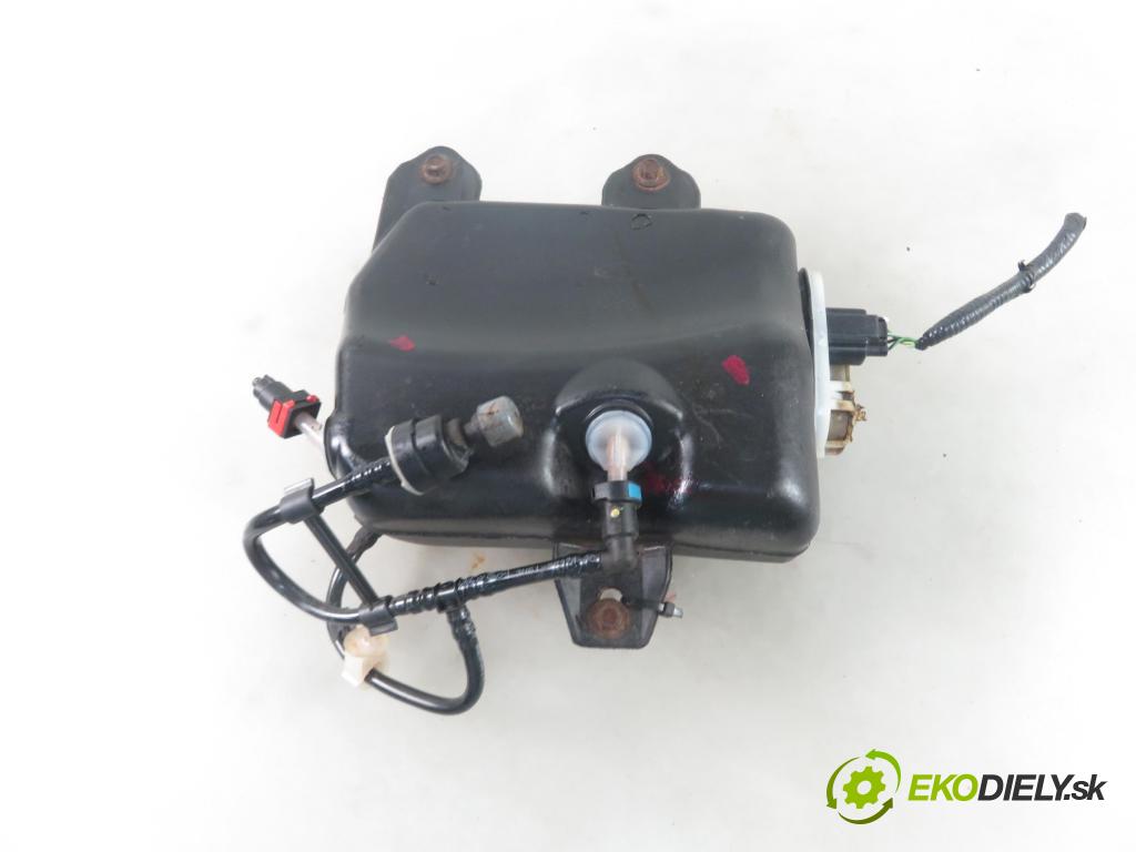 MAZDA 3 (BK) HB 2006 80,00 1.6 DI Turbo 109 - Y601 (PSA) 1560,00 Nádržka KAPALINA: FAP 3N619C103AC