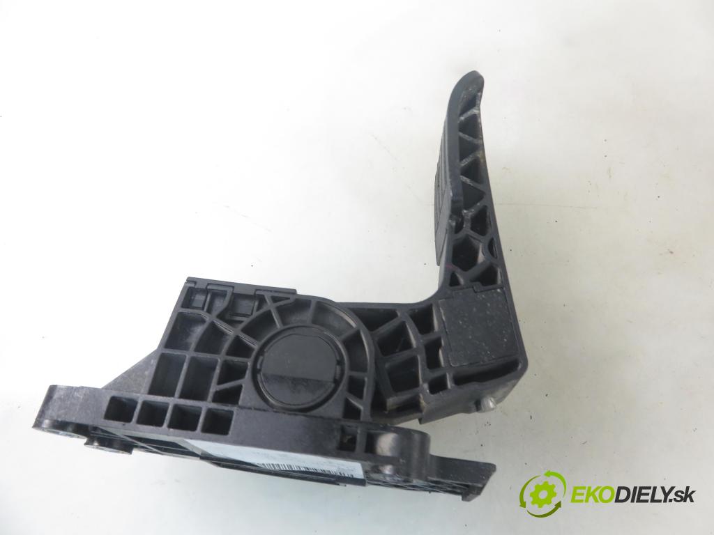 DAF CF CIĄGNIK SIODŁOWY 2018 355,00 FT 480 MX-13 355 H2 12902,00 Potenciometer plynu 1860240 (Pedál)