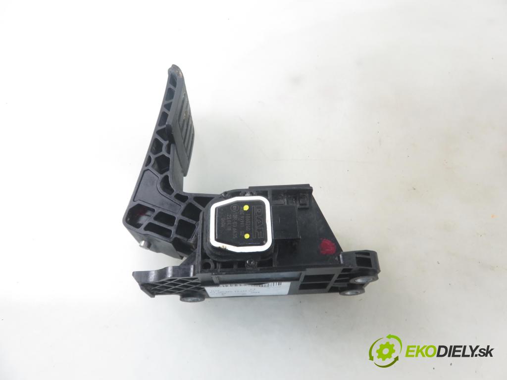 DAF CF CIĄGNIK SIODŁOWY 2018 355,00 FT 480 MX-13 355 H2 12902,00 Potenciometer plynu 1860240 (Pedál)