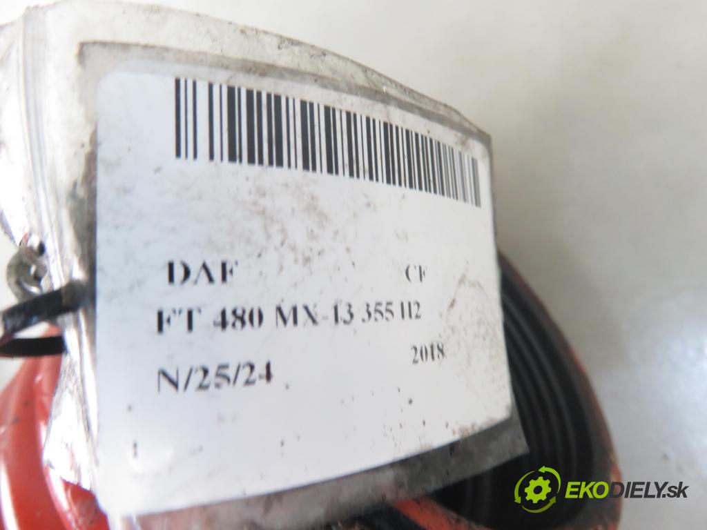 DAF CF CIĄGNIK SIODŁOWY 2018 355,00 FT 480 MX-13 355 H2 12902,00 Rúra intercoolera turba 1813209