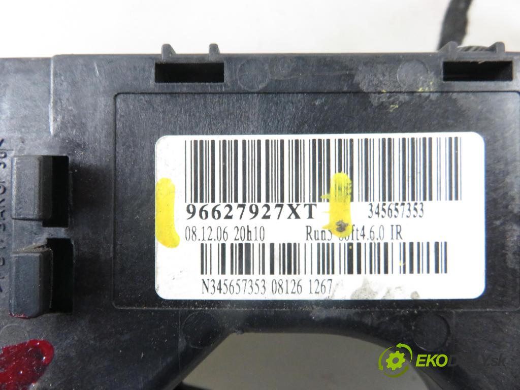 CITROEN C4 I (LC_) HB 2006 80,00 1.6 HDi 109 - 9HZ (DV6TED4) 1560,00 páčka/prepínač 96627927XT