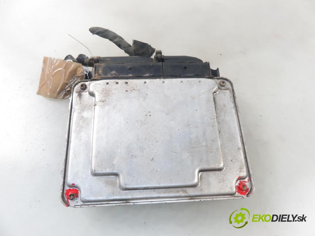 VW LT 28-46 II Skrzynia (2DA, 2DD, 2DH) FURGON 2001 80,00 2.5 TDI - ANJ 2461,00 Riadiaca jednotka Motor 074906018H ; 0281010407