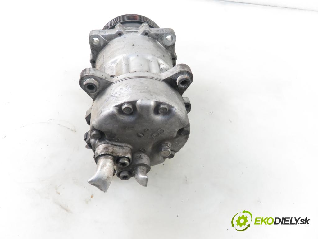 VW BORA Variant (1J6) KOMBI 2002 74,00 1.9 TDI - AXR 1896,00 KOMPRESOR: klimatizace 1J0820803K (Kompresory)