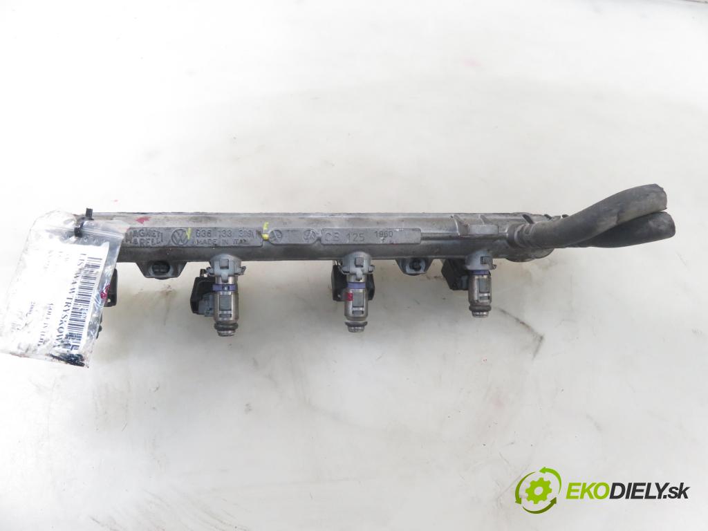 VW GOLF IV (1J1) HB 2000 74,00 1.6 - APF 1595,00 Lišta vstrekovacia 036133319AK ; 036133319 (Vstrekovacie lišty)