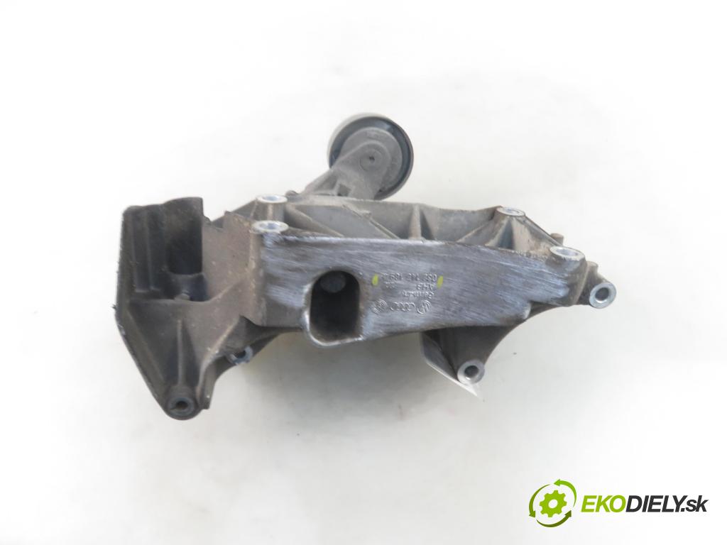 VW GOLF IV (1J1) HB 2000 74,00 1.6 - APF 1595,00 Uchytenie alternátora 032145169Q