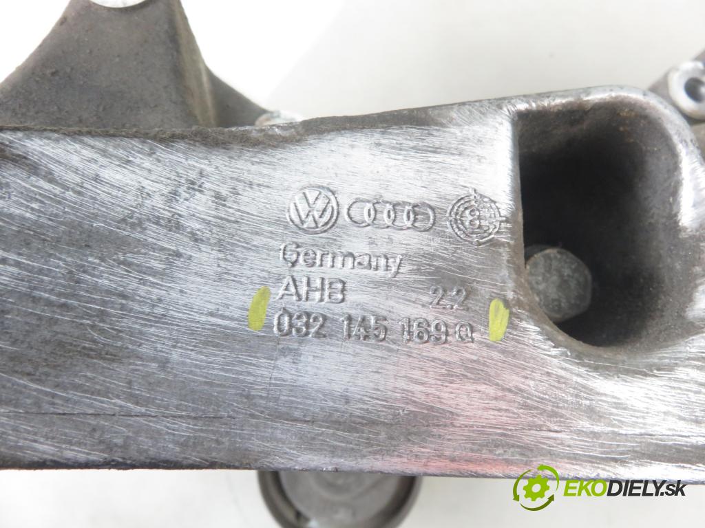VW GOLF IV (1J1) HB 2000 74,00 1.6 - APF 1595,00 Uchytenie alternátora 032145169Q