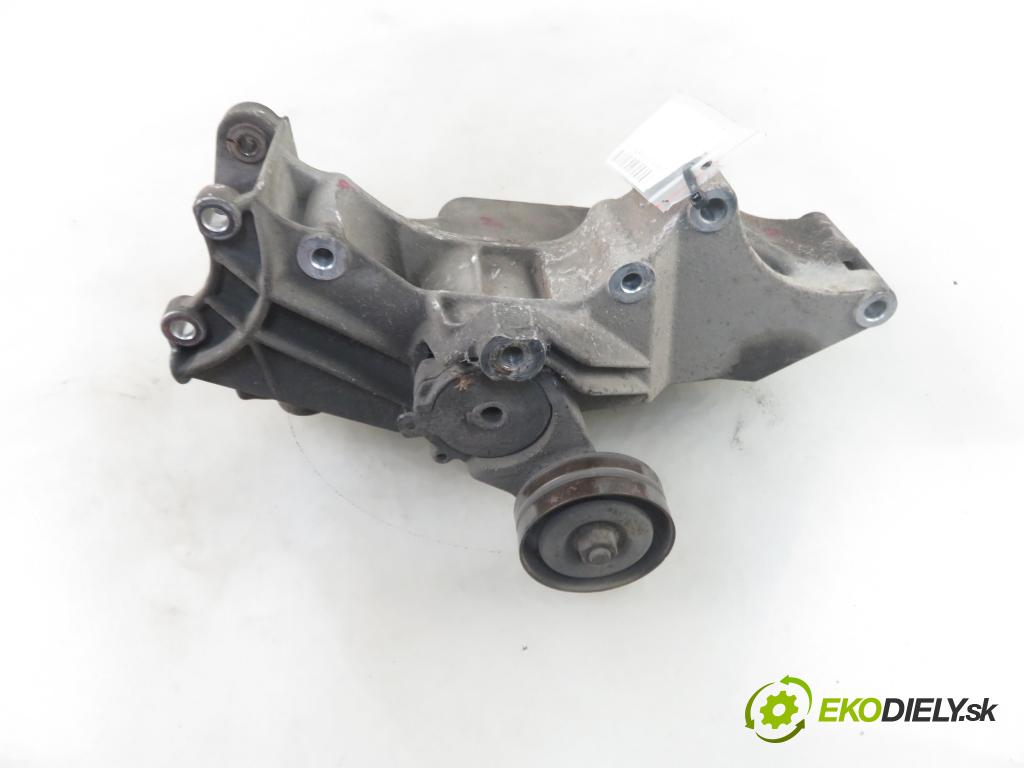 VW GOLF IV (1J1) HB 2000 74,00 1.6 - APF 1595,00 Uchytenie alternátora 032145169Q
