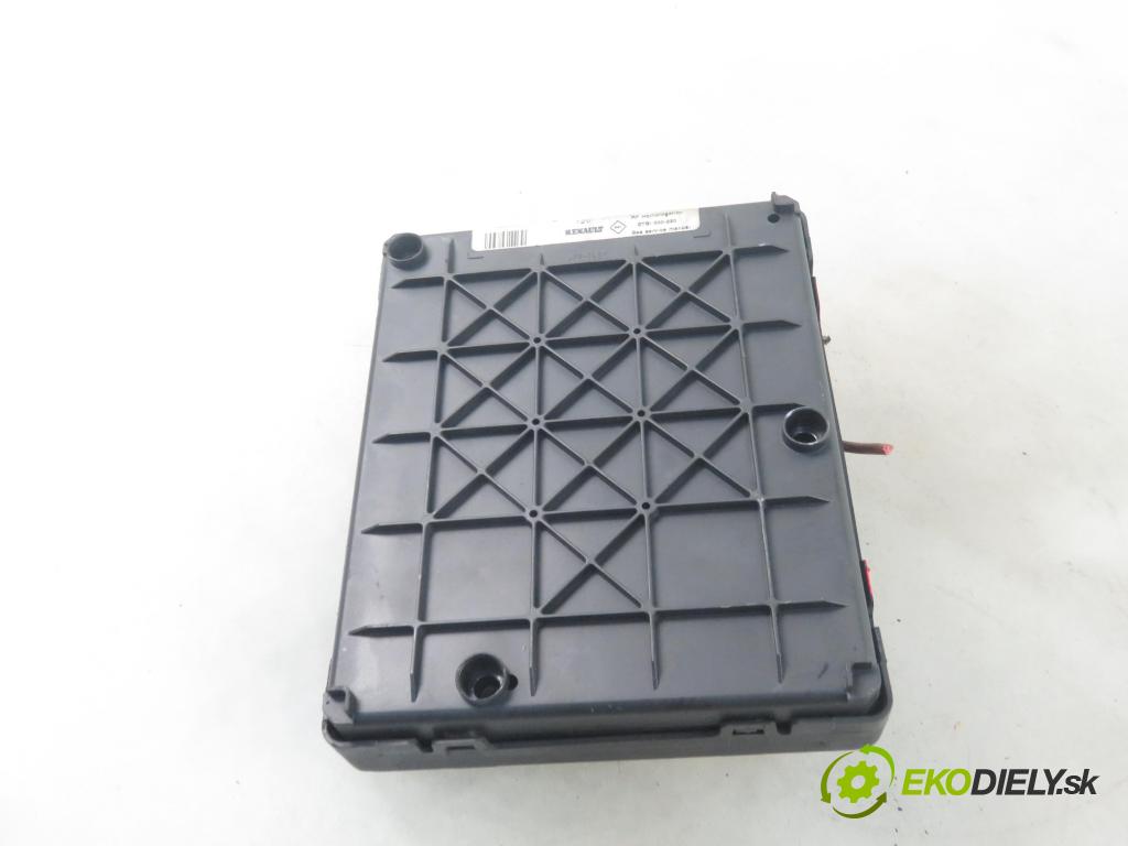 RENAULT SCENIC I (JA0/1_) MINIVAN 1999 72,00 1.9 dTi 98 - F9Q 736 1870,00 MODUL BSI S108502600A ; 770043246