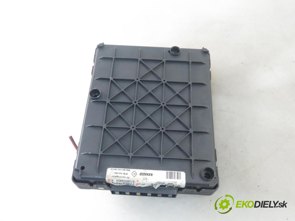 RENAULT SCENIC I (JA0/1_) MINIVAN 1999 72,00 1.9 dTi 98 - F9Q 736 1870,00 MODUL BSI S108502600A ; 770043246