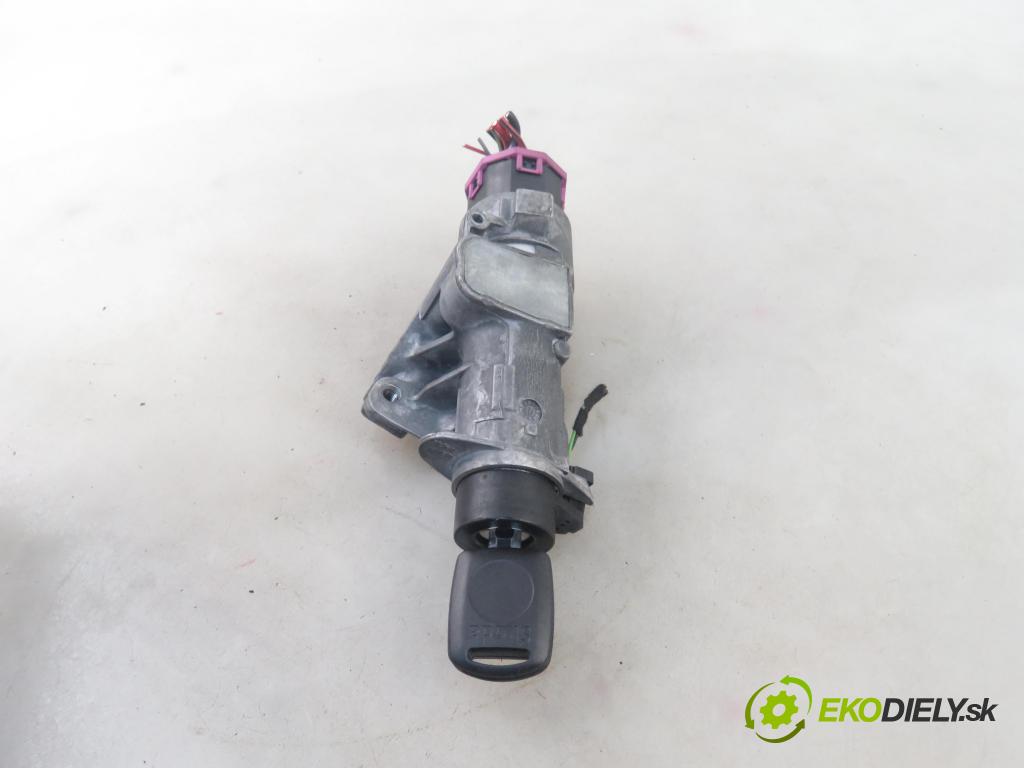 SKODA FABIA II (542) HB 2007 44,00 1.2 - BBM 1198,00 spinačka 4B0905851C (Spínacie skrinky a kľúče)