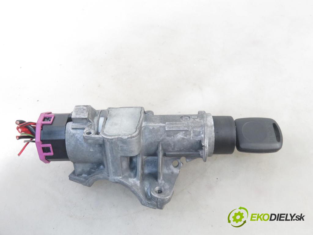 SKODA FABIA II (542) HB 2007 44,00 1.2 - BBM 1198,00 spinačka 4B0905851C (Spínacie skrinky a kľúče)