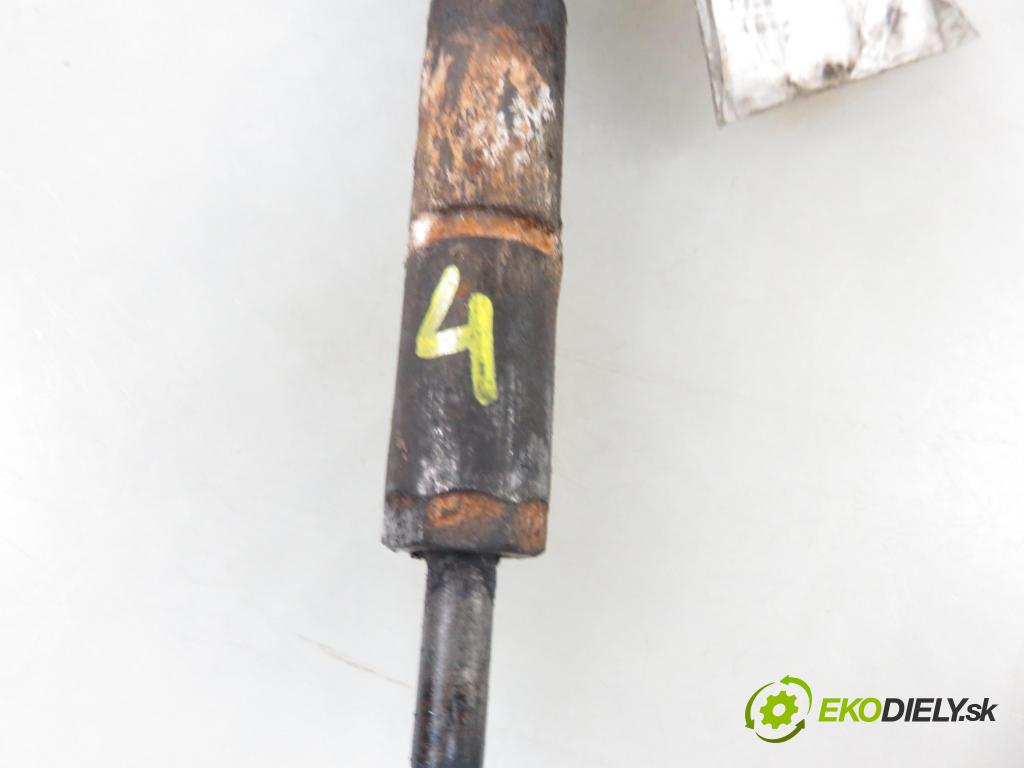 CITROEN C8 (EA_, EB_) VAN 2003 94,00 2.2 HDi - 4HW (DW12TED4) 2179,00 vstrekovač 0445110036 ; 9637277980 (Vstrekovače)