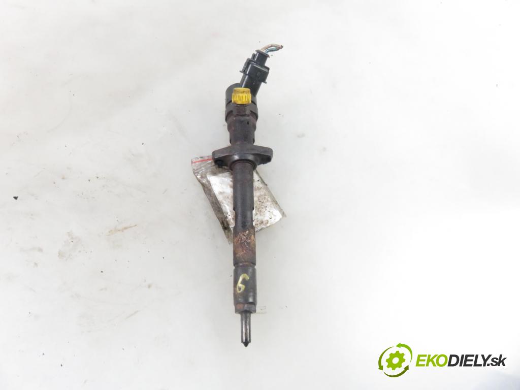 CITROEN C8 (EA_, EB_) VAN 2003 94,00 2.2 HDi - 4HW (DW12TED4) 2179,00 vstrekovač 0445110036 ; 9637277980 (Vstrekovače)