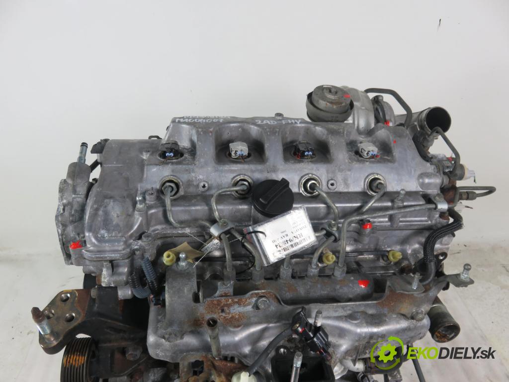 TOYOTA RAV 4 III (_A3_) SUV 2006 130,00 2.2 D 4WD 177 - 2AD-FHV 2231,00 Motor DIESEL 2ADFHV