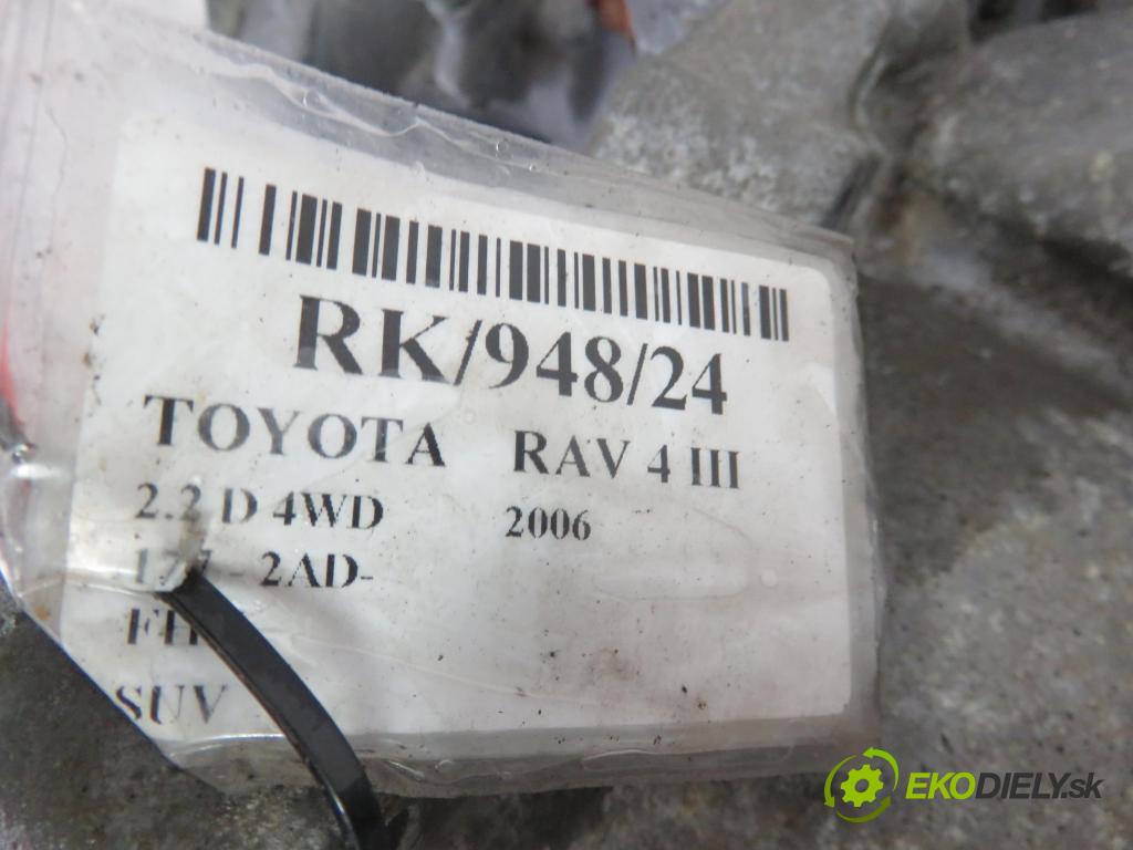 TOYOTA RAV 4 III (_A3_) SUV 2006 130,00 2.2 D 4WD 177 - 2AD-FHV 2231,00 Prevodovka MANUALNA EA64F