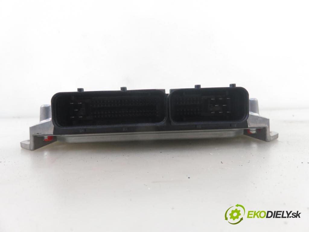 SUBARU IMPREZA liftback (GR, GH, G3) HB 2009 110,00 2.0 D AWD - EE20Z 1998,00 Riadiaca jednotka Motor 2758009472 ; 22611AP280