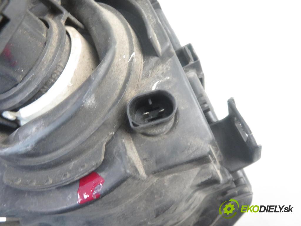 BMW 3 Touring (E46) KOMBI 2001 135,00 330 d - M57 D30 184 (306D1) 2926,00 Svetlo LP 