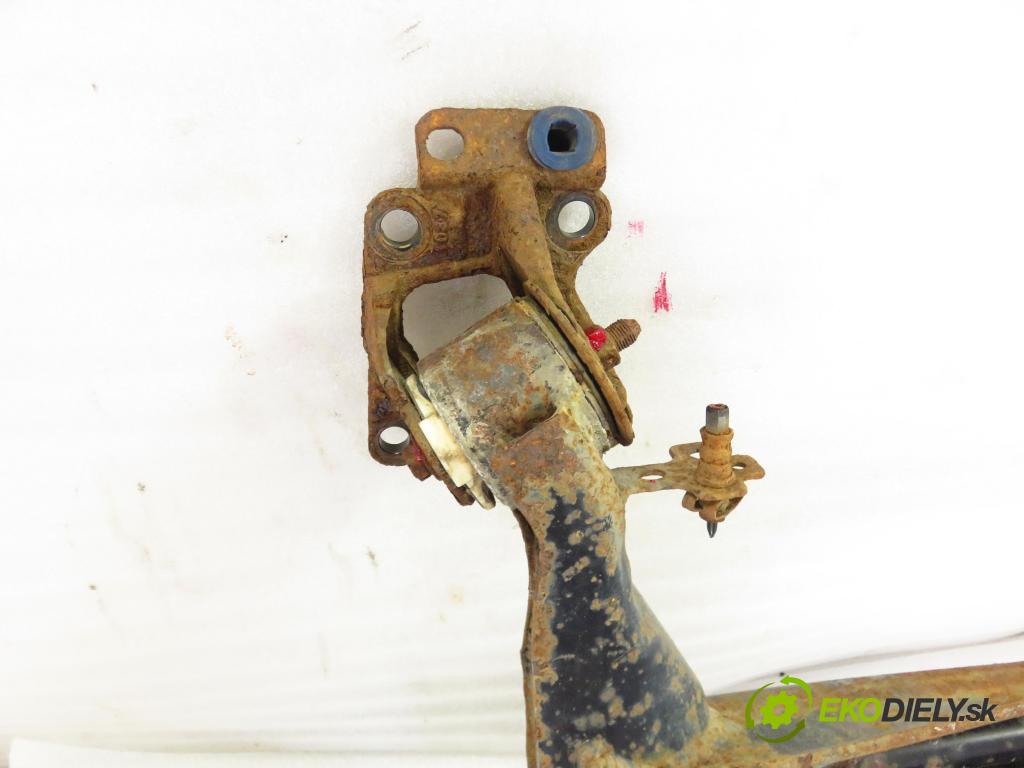 CITROEN C4 Grand Picasso I (UA_) VAN 2008 80,00 1.6 HDi - 9HZ (DV6TED4) 1560,00 výztuha zadní část ABS