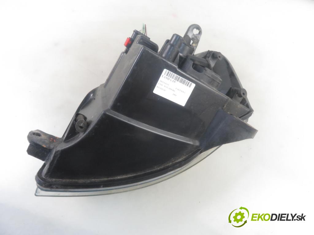 PEUGEOT PARTNER Combispace (5F) KOMBIVAN 2004 51,00 1.9 D - WJY (DW8B) 1868,00 Svetlo PP