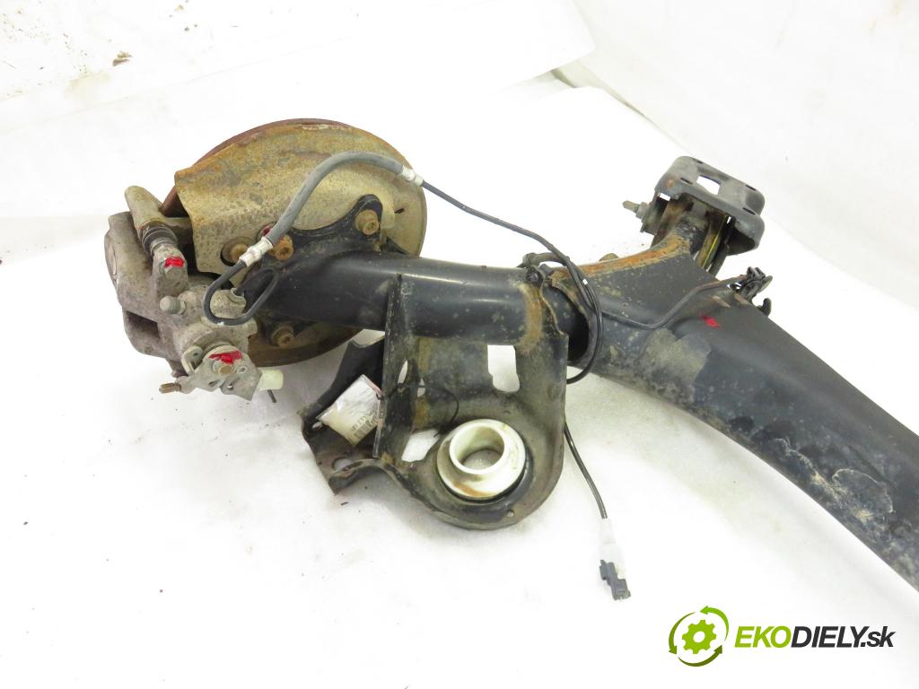 CITROEN C4 I (LC_) HB 2006 80,00 1.6 HDi 109 - 9HZ (DV6TED4) 1560,00 výztuha zadní část ABS